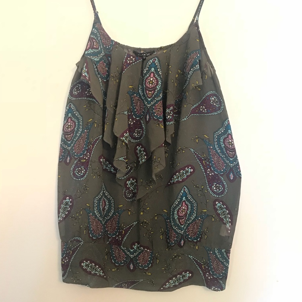 Kensie Ruffled Paisley Print Sleeveless Blouse